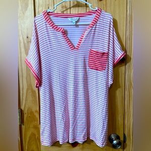 Liz Claiborne soft and stretchy short-sleeved tee with chest pocket